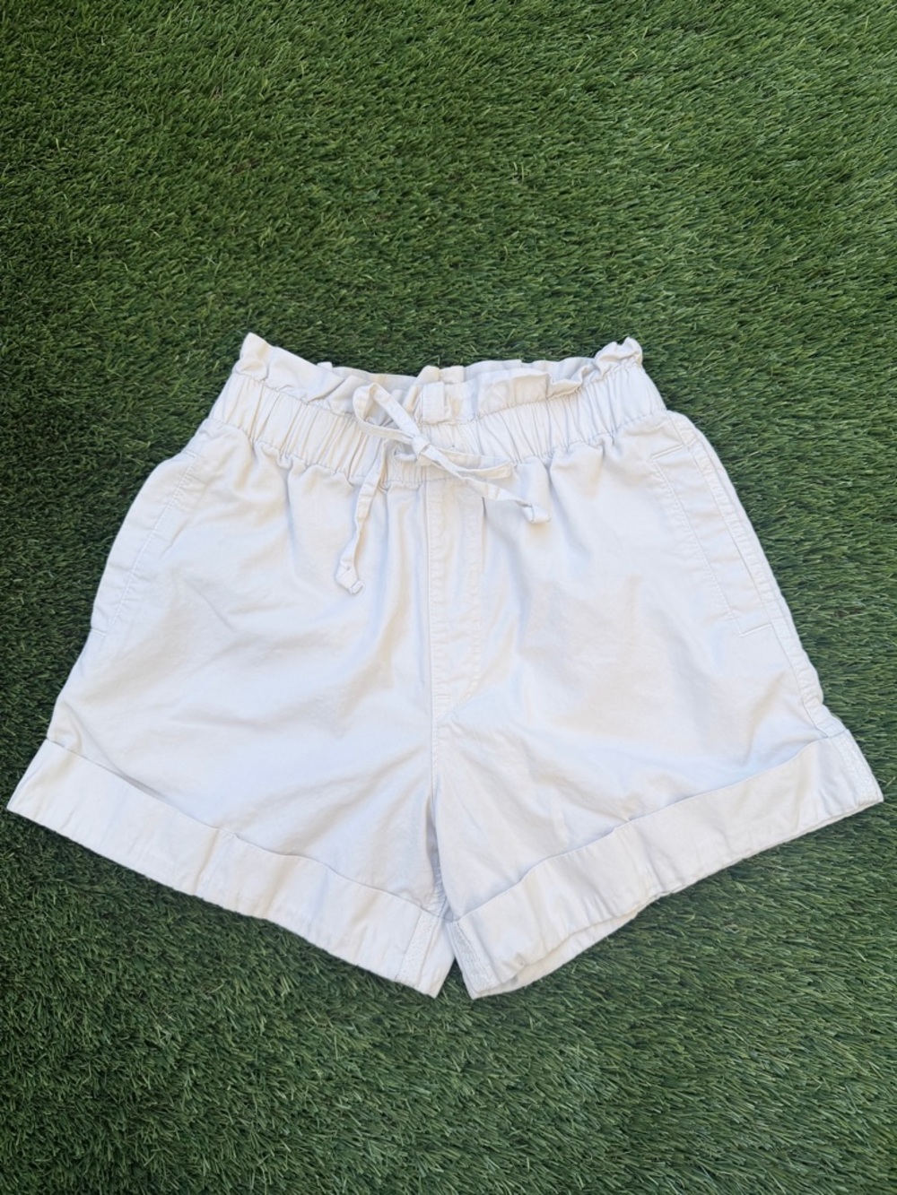 Abercrombie & Fitch Ultra High Rise Paperbag Waist Drawstring Shorts Stone